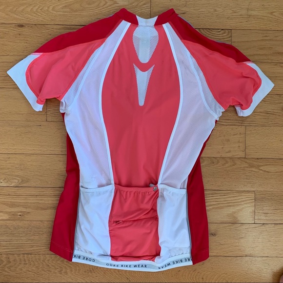 Gore bike gear top with pockets - mint condition - Picture 2 of 3
